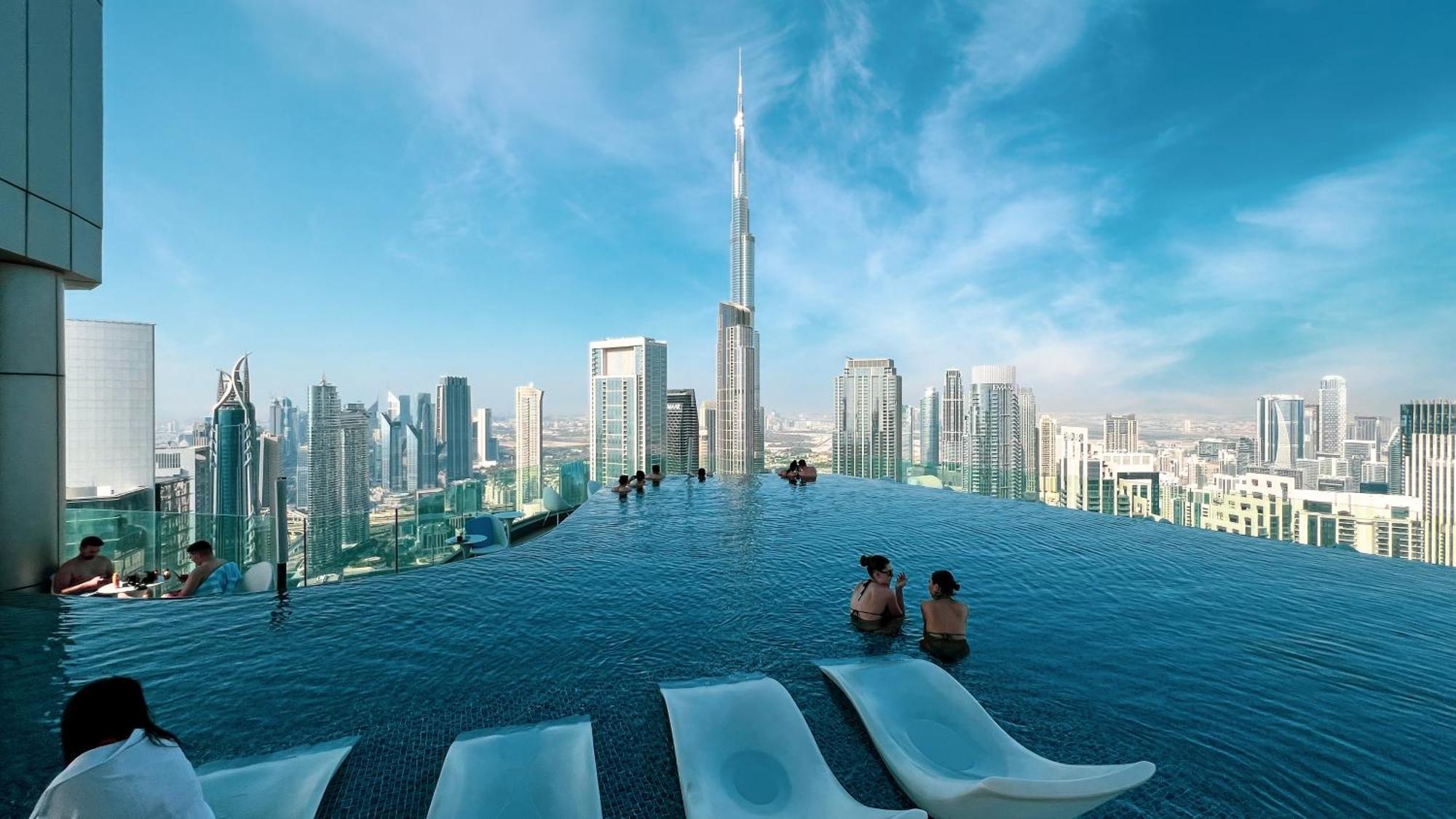 Smartstay At Paramount Tower - Sea And Downtown Views - Infinity Pool - Modern Luxury Residences Dubaï