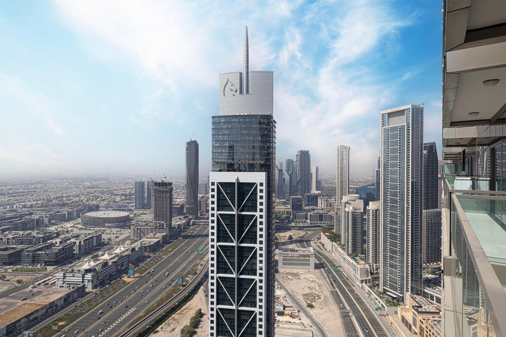 Smartstay At Paramount Tower - Sea And Downtown Views - Infinity Pool - Modern Luxury Residences Dubaï