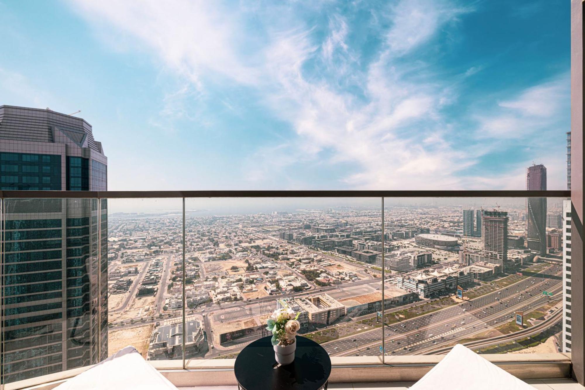 Smartstay At Paramount Tower - Sea And Downtown Views - Infinity Pool - Modern Luxury Residences Appartement Dubaï
